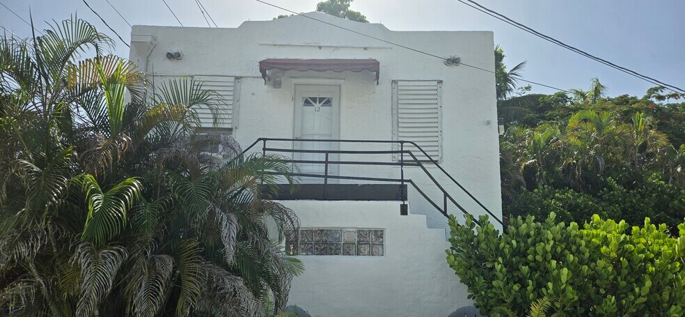 Building Photo - 1836 Jackson St