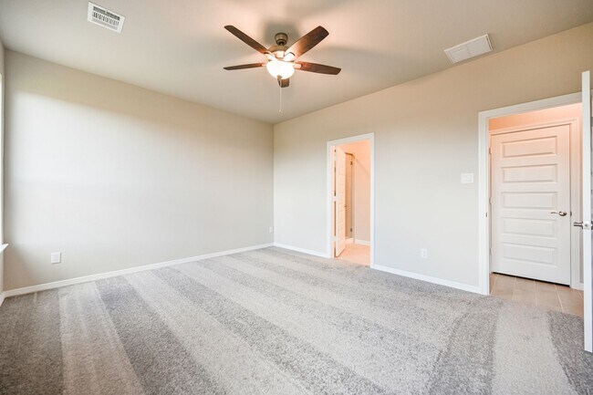 Building Photo - Brand new, contemporary 1-story home. FRID...