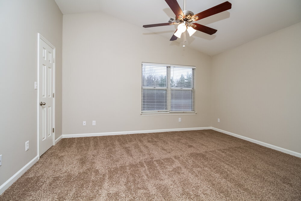 Building Photo - 104 Northlake Dr