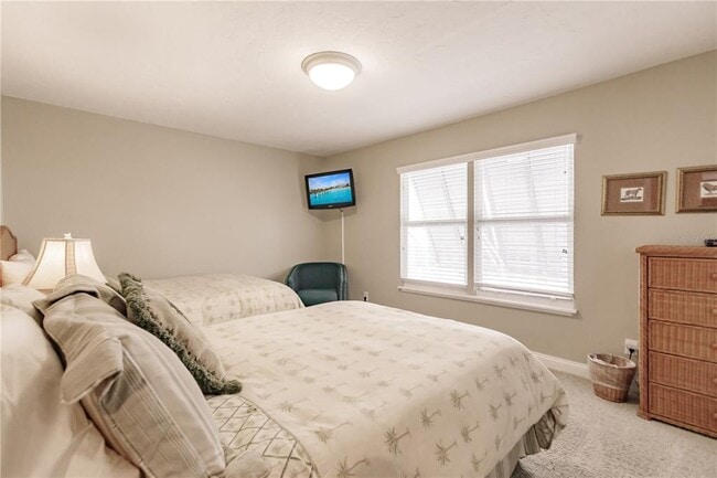 Building Photo - 6052 W Peppertree Way