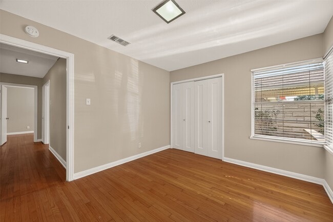 Building Photo - 3314 Westridge St