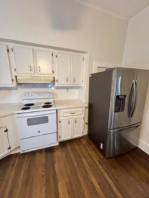 Building Photo - 210 E Phillips St