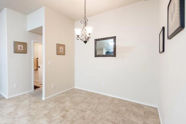 Building Photo - 14108 Avenue V