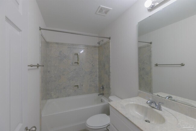 Building Photo - 7 Marine Dr