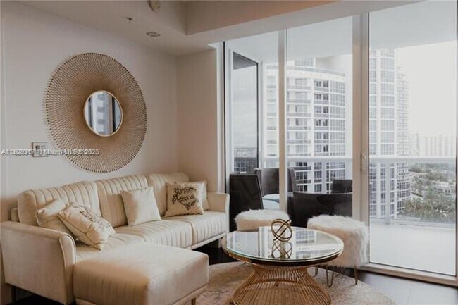 Building Photo - 18201 Collins Ave