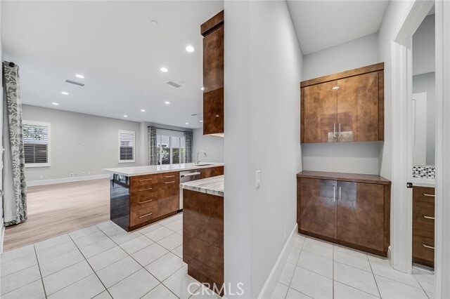 Building Photo - 212 Parkwood