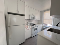 Building Photo - 1671 Radcliff Ave