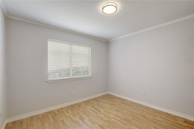 Building Photo - 8905 Colberg Dr