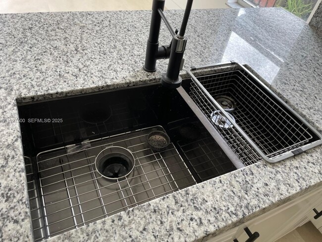 Building Photo - 15964 SW 139th St