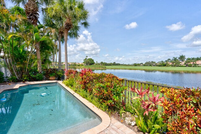 Building Photo - 119 Esperanza Way