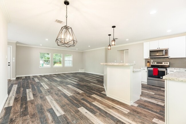 Building Photo - 1211 Kirsten St