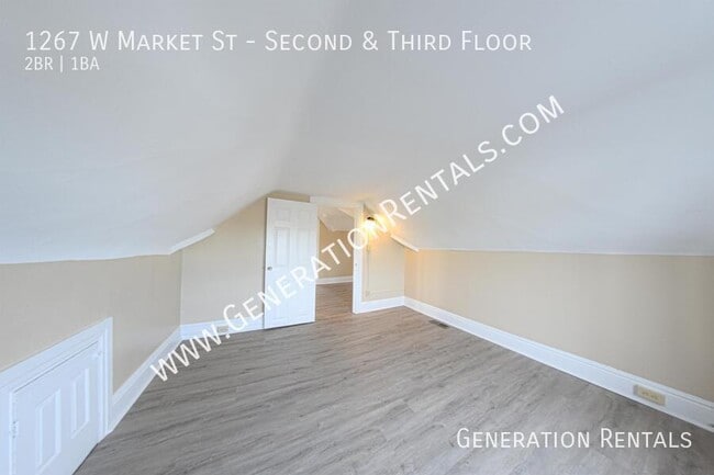 Building Photo - 1267 W Market St