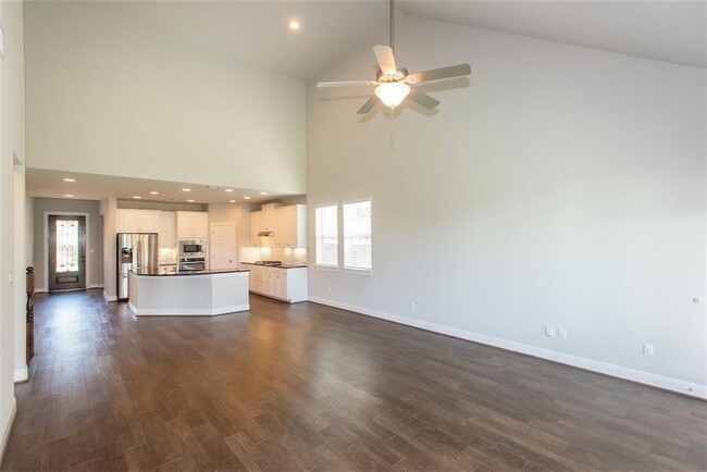 Building Photo - 15804 Cinca Terra Dr