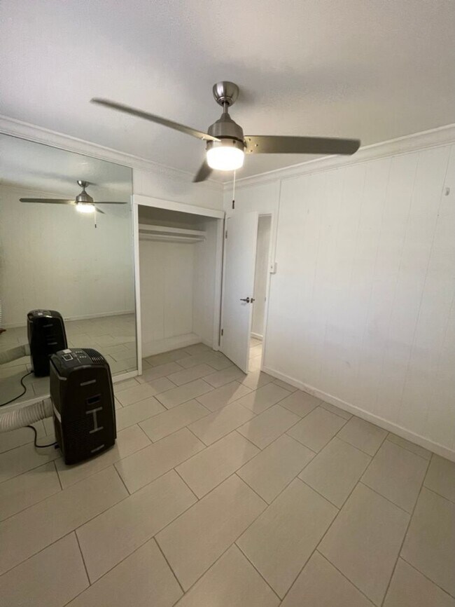 Building Photo - 2 Bedroom, 1 Bath House Across The Street ...