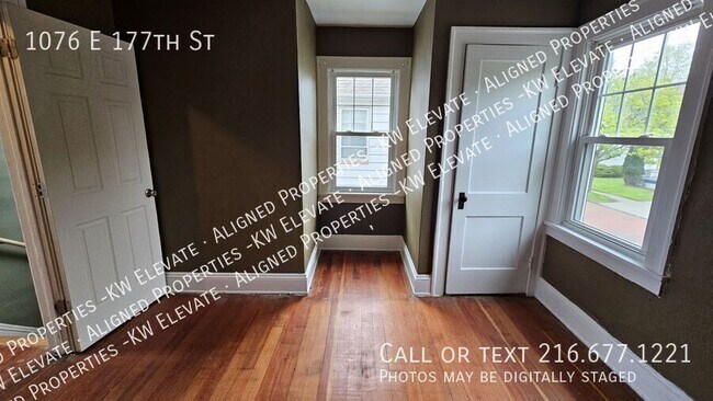 Building Photo - 1076 E 177th St