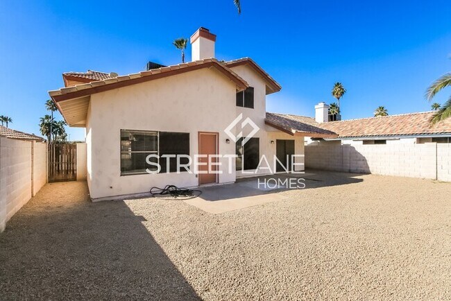 Building Photo - 371 S. Comanche Dr.