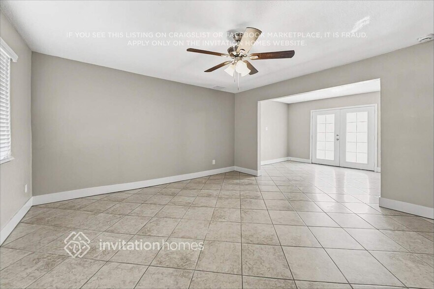 Building Photo - 7005 N 76th Dr