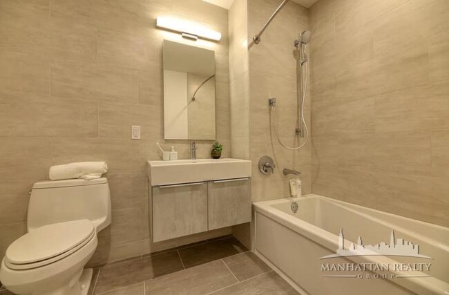 Building Photo - 0 bedroom in FLUSHING NY 11354
