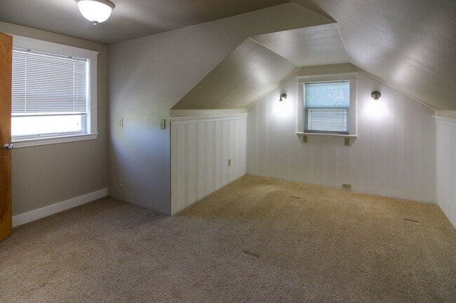 Building Photo - 2161 Winter St SE