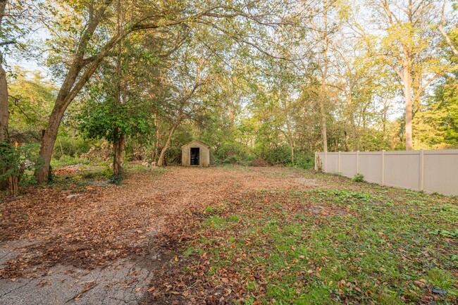 Building Photo - Large Beautiful Home in Northside