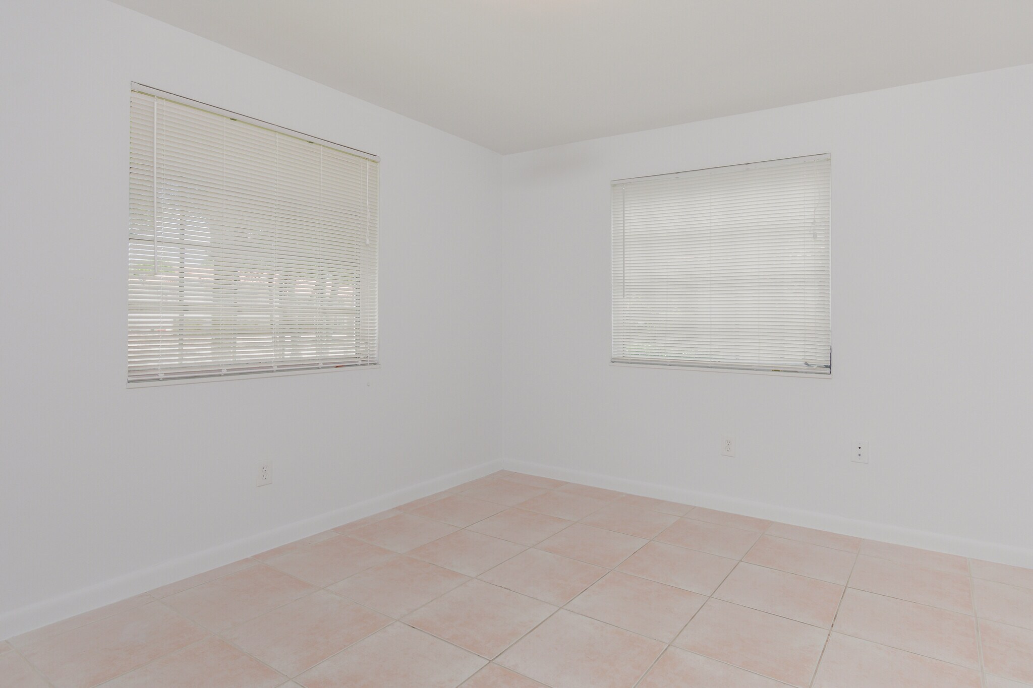 Second Bedroom - 3912 Ponce de Leon Blvd