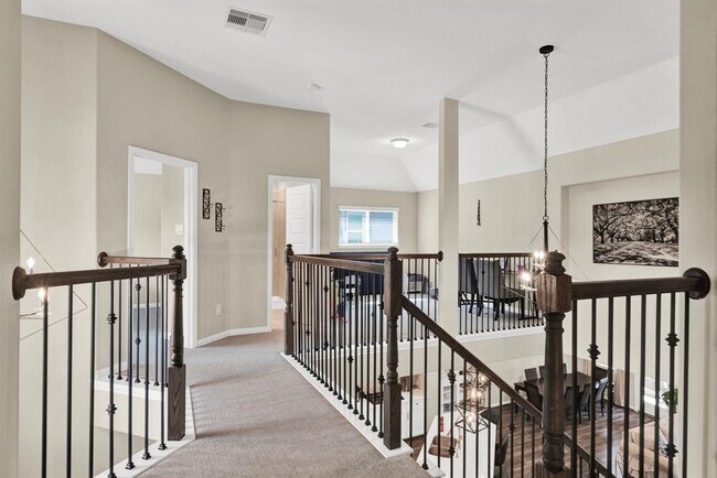 Building Photo - 2328 Woodland Prairie Ln