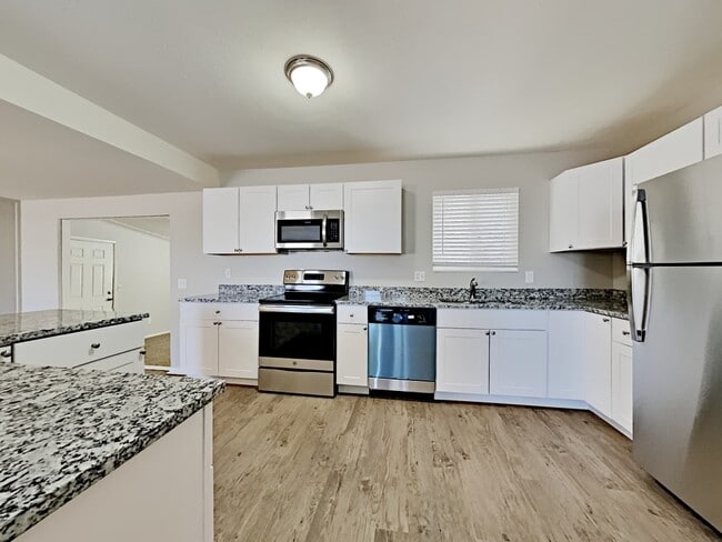 Building Photo - 4170 S Fraser Cir