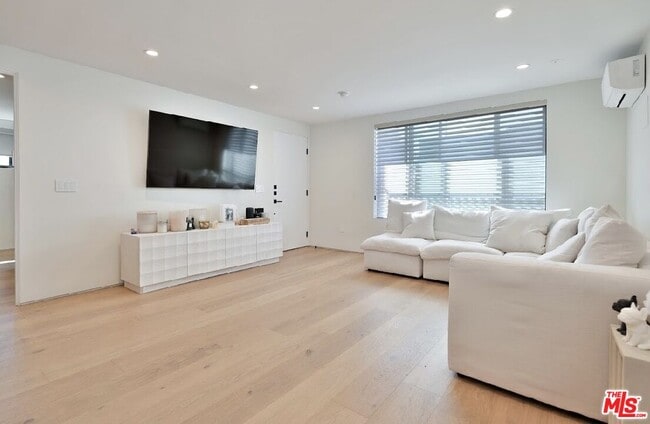 Building Photo - 8261 1st St