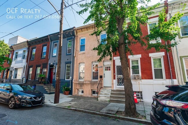 Building Photo - Three Bed Point Breeze Townhome