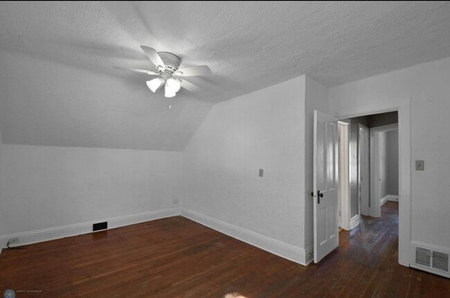 Building Photo - 3 Bed House, North Fargo, Near NDSU & Downtown