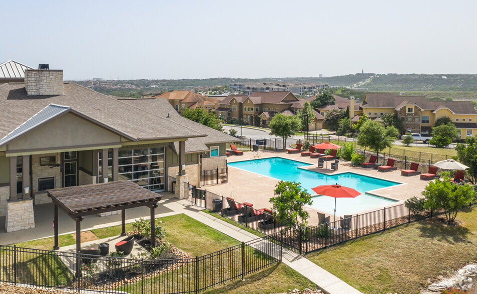 carmel canyon apartment homes san antonio tx