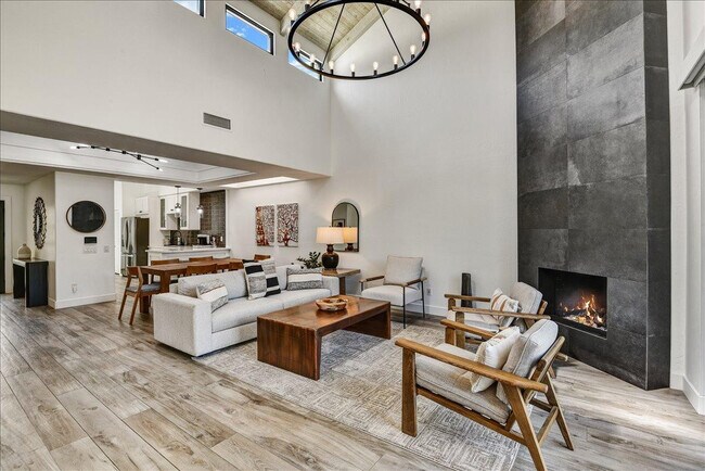 Building Photo - 4830 N 65th St