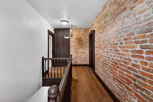 Building Photo - 42 Almont St