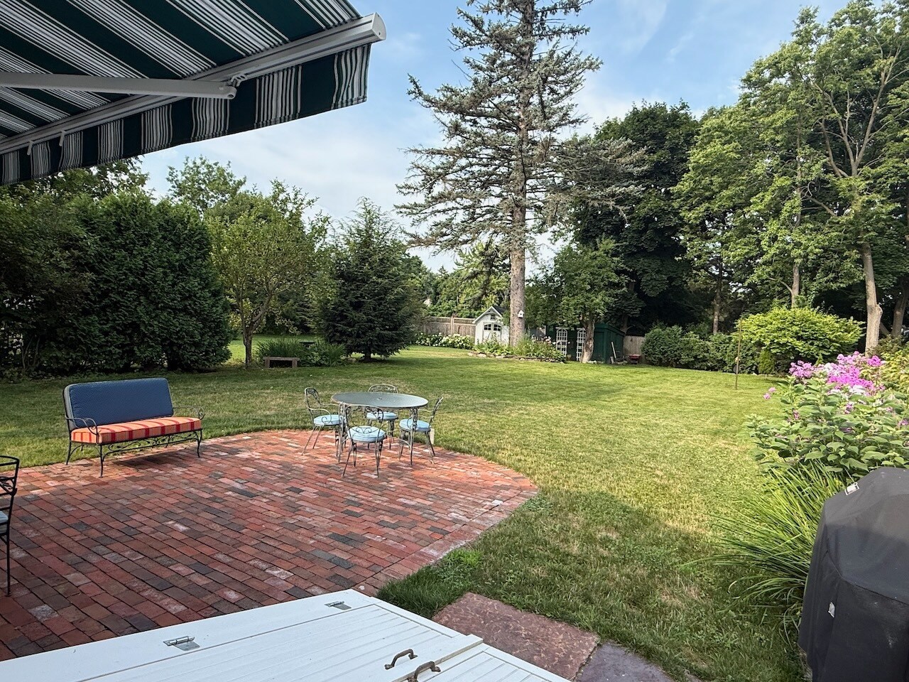 Building Photo - 61 Mansfield Ave