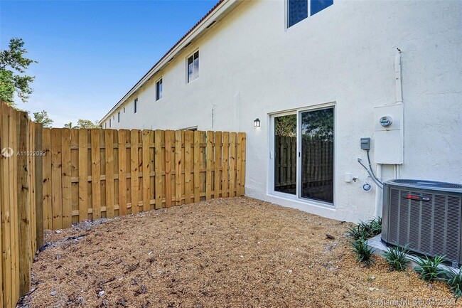 Building Photo - 58 SW 3rd Ct