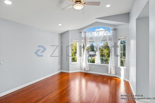 Building Photo - 281 Scotts Valley