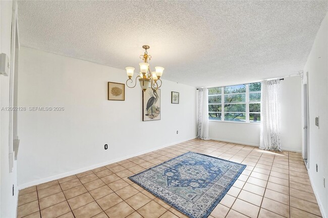 Building Photo - 9480 Tangerine Pl