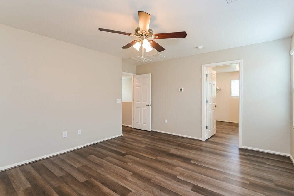 Building Photo - 6549 S Calle Diablo Dr