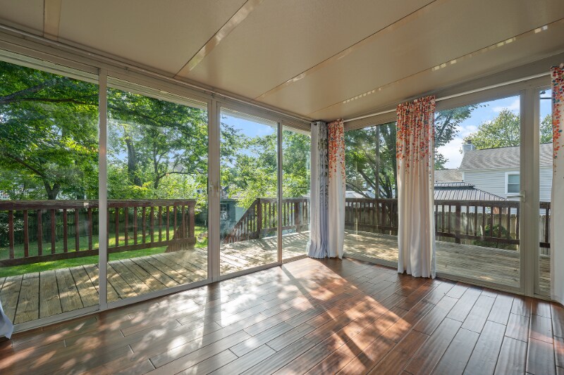 Building Photo - 1703 Long Tree Ct