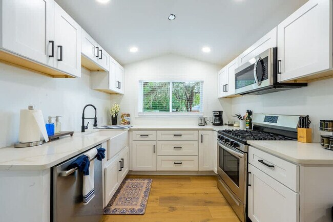 Building Photo - 3230 Julington Creek Rd