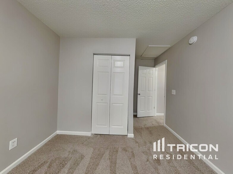 Building Photo - 149 Fox Grove Cir