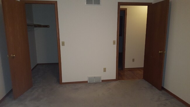 Building Photo - 3100 Muir Field Rd