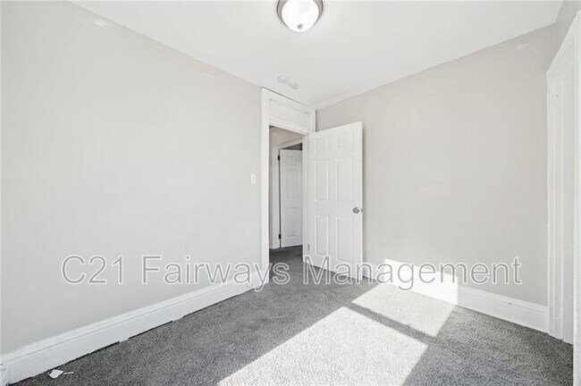 Building Photo - 1222 Rodgers St