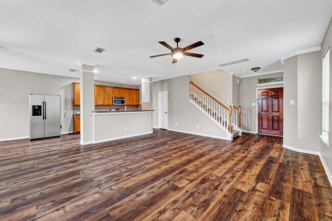Building Photo - 5403 Canyon Hollow Dr