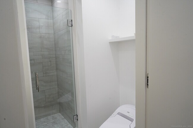 Building Photo - 9 Grey Fox Lane