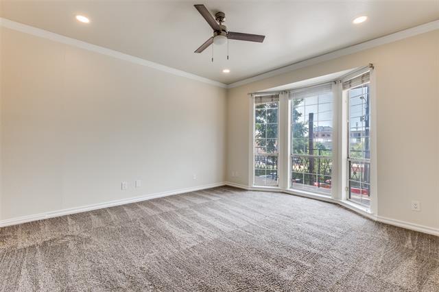 Building Photo - 3208 Cole Ave