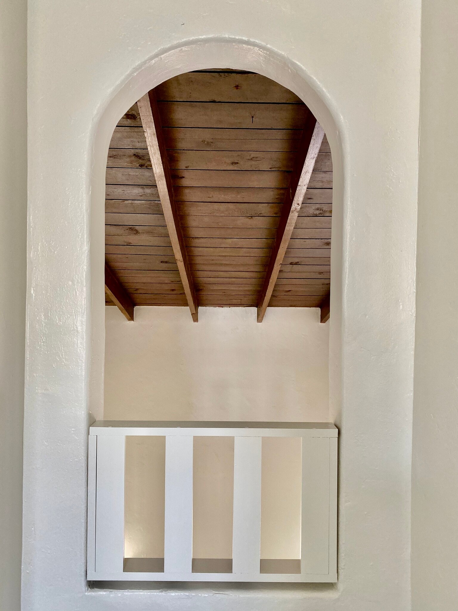 view upstairs - 1044 N Crescent Heights Blvd