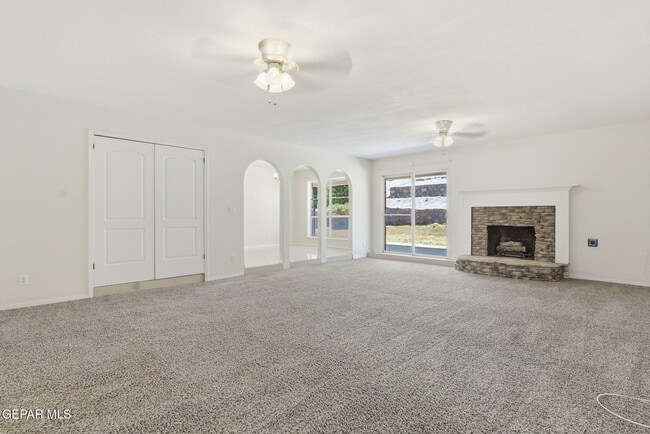 Building Photo - 3329 Old Spanish Trail