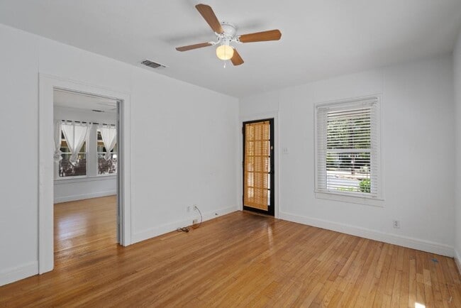 Building Photo - 1500 Newning Ave