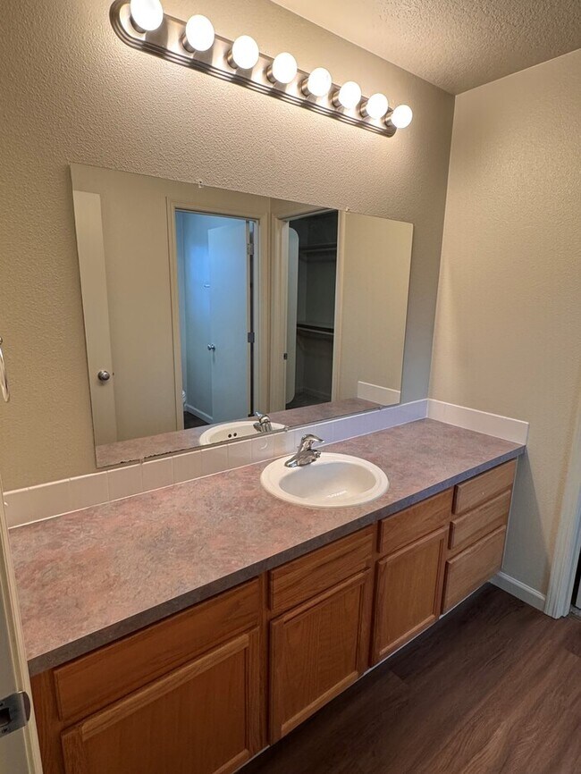 Building Photo - Open House Sat,Aug 30th from 11:30- 12:30!...